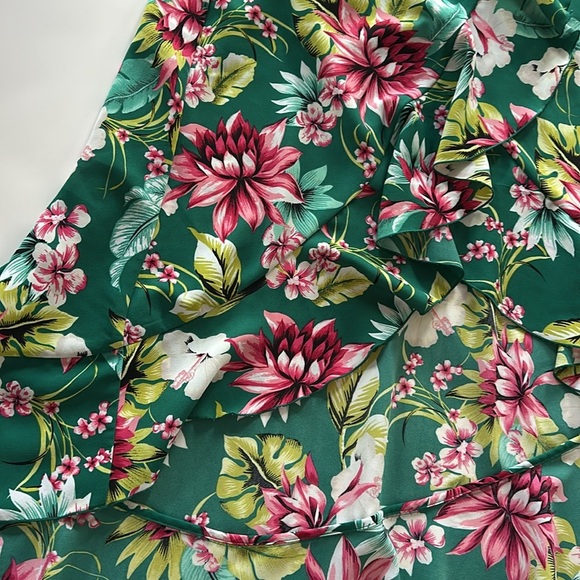 Bar III Tropical Green and Pink Floral Skirt - Picture 3 of 7